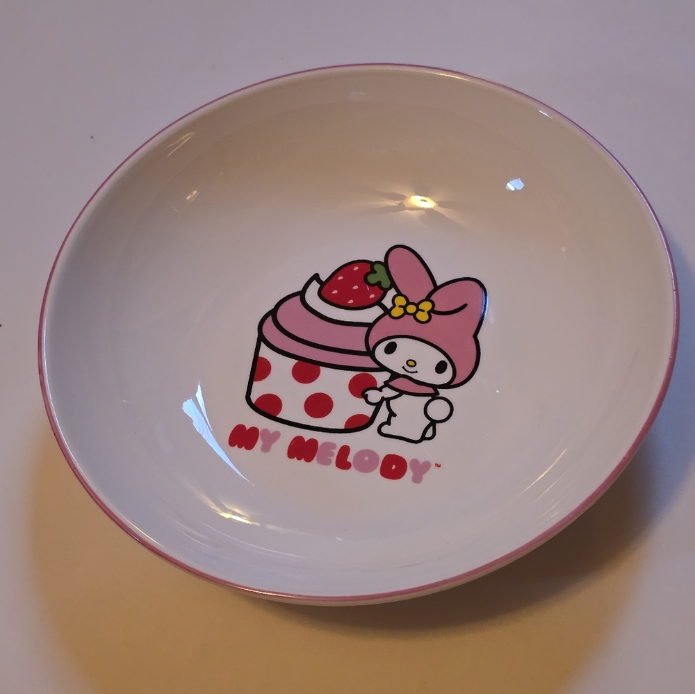 My Melody Strawberry Cupcake Bowl